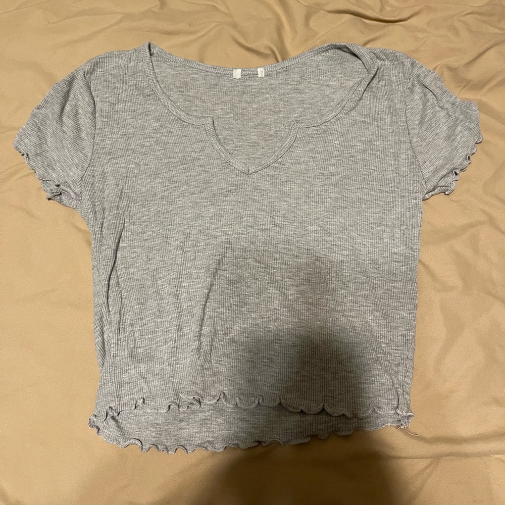 Crop vneck
